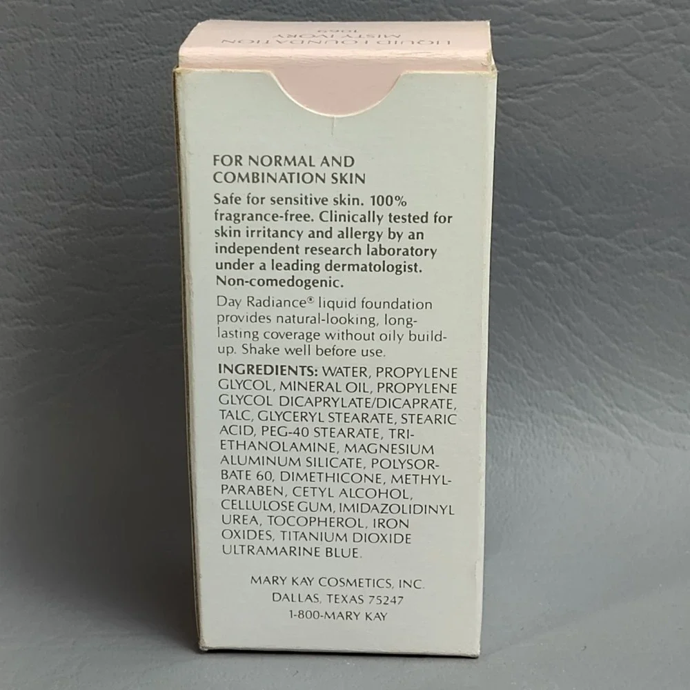 Mary‎ Kay Day Radiance Liquid Foundation Misty Ivory 1069 NEW in Box